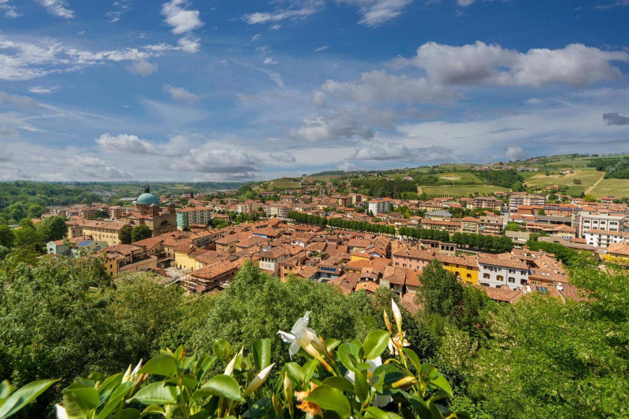 Dogliani Borgo Castello - Happy Rentals מראה חיצוני תמונה